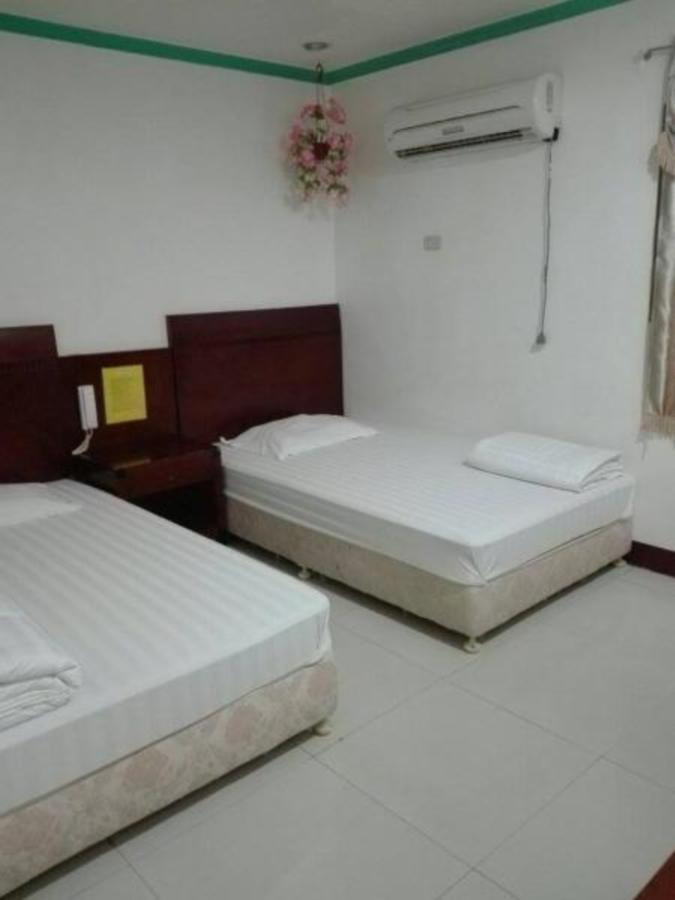 Asia Novo Boutique Hotel - Kalibo Kültér fotó